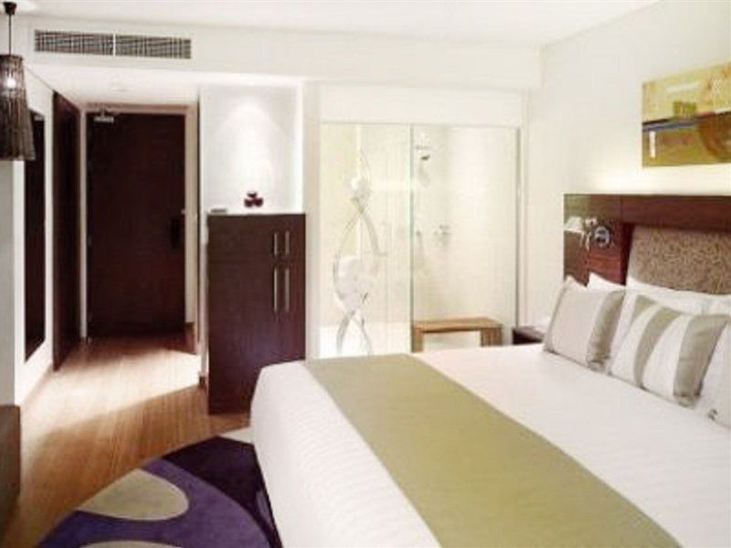 Nh Bangkok Asoke Hotel Exterior foto